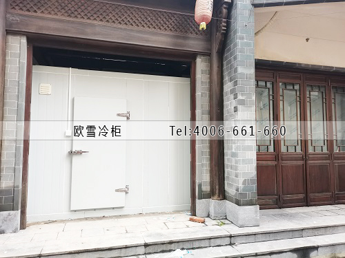 小型鮮花冷庫(kù)工程建設(shè).jpg